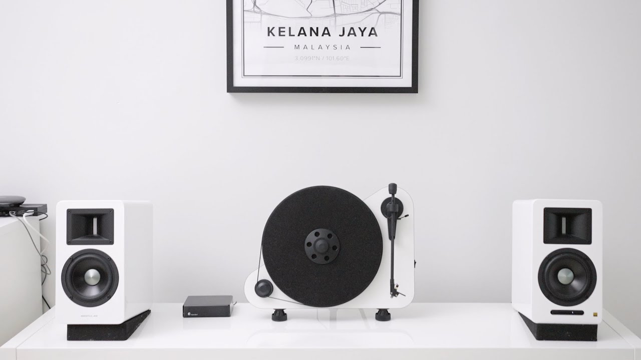The $1000 (RM5,000) Ultimate Clean White Theme Minimalist Audio Turntable Setup 2021! 🔈