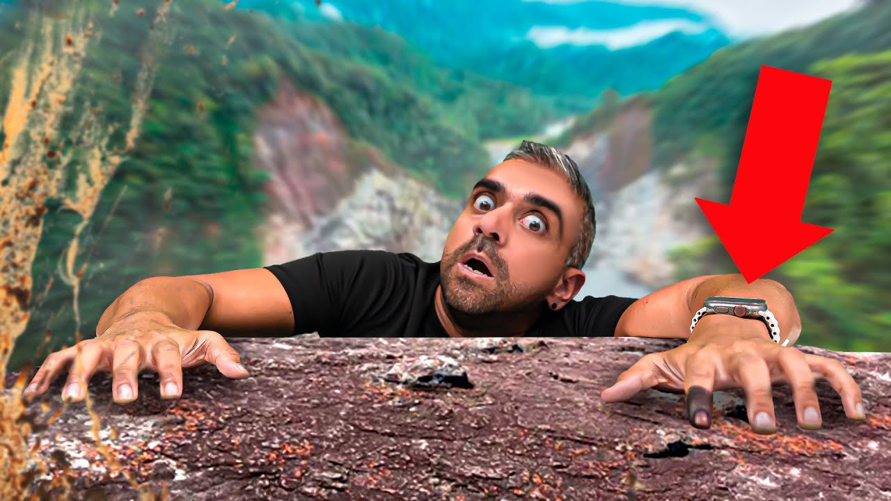 I Survived Being Stuck In The Jungle With The Apple Watch Ultra For 4 Days!! 😱