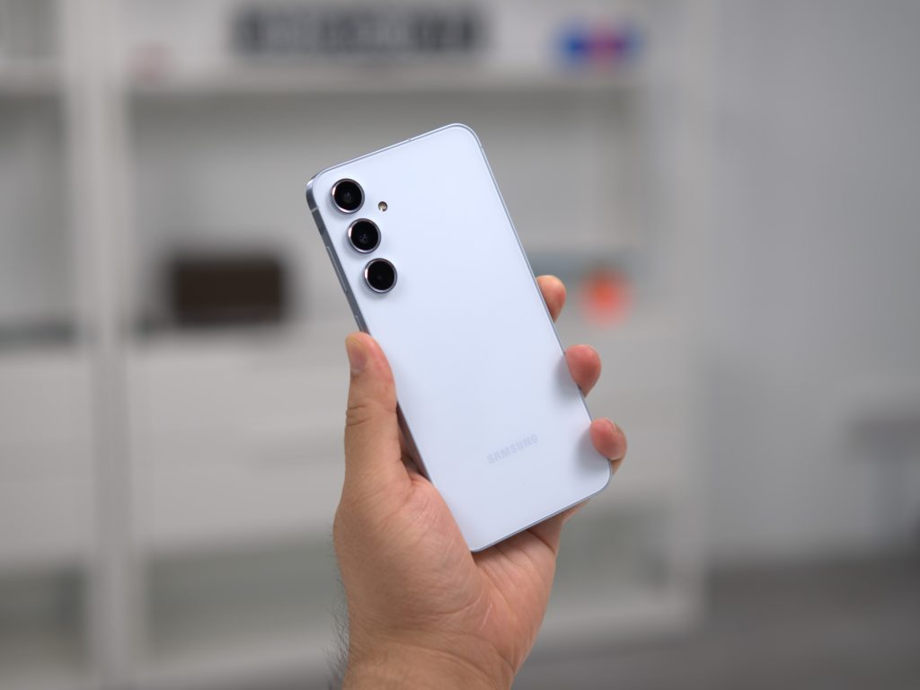 Samsung Galaxy A55 Knox Vault