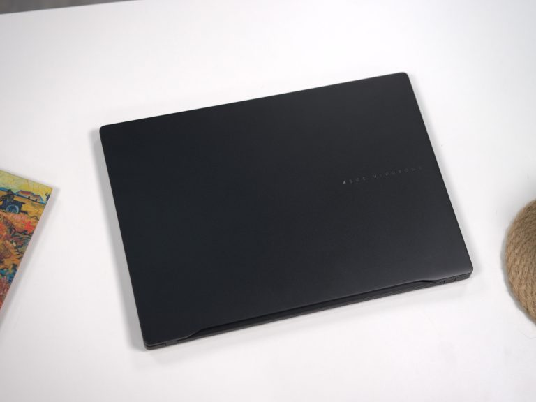 ASUS Vivobook S 16 OLED cover