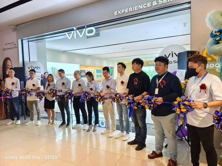 vivo iQOO Ribbon Cutting