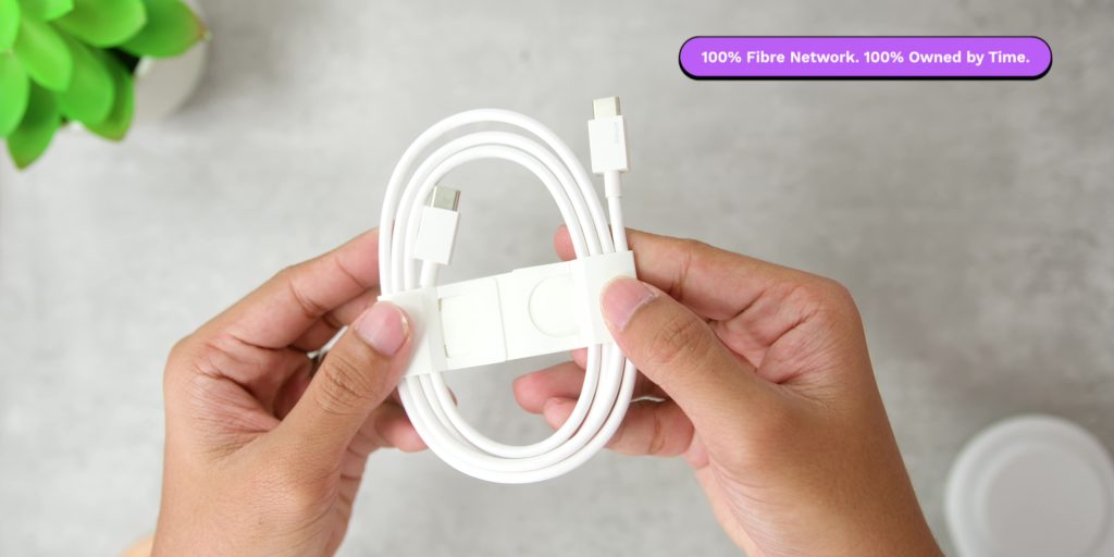CMF Phone 2 Pro usb cable