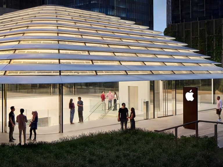 Apple Looks to Buy Perplexity AI