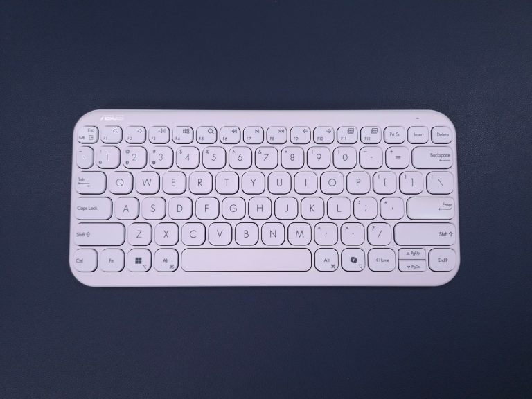 ASUS Marshmallow Keyboard KW100 White Review cover