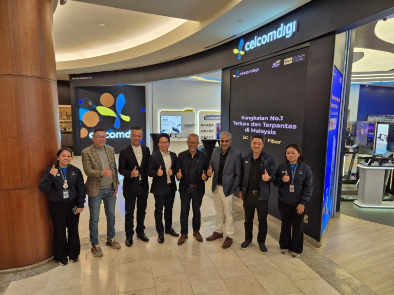 CelcomDigi Store Life Opening The Gardens Mall