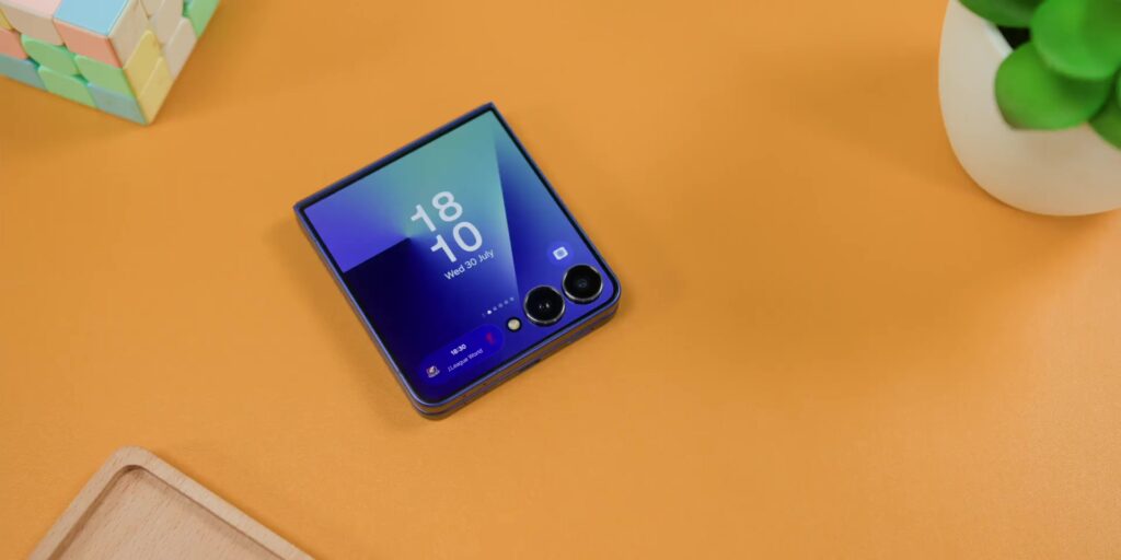 Samsung Galaxy Z Flip7