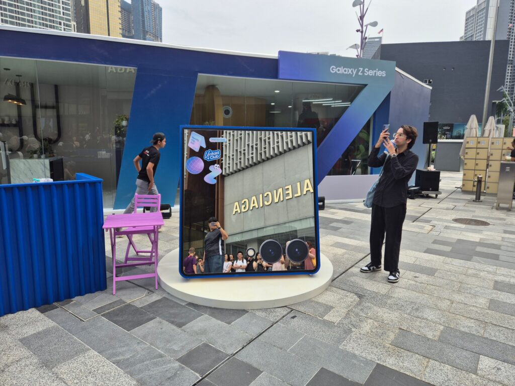 Samsung Unfold Club