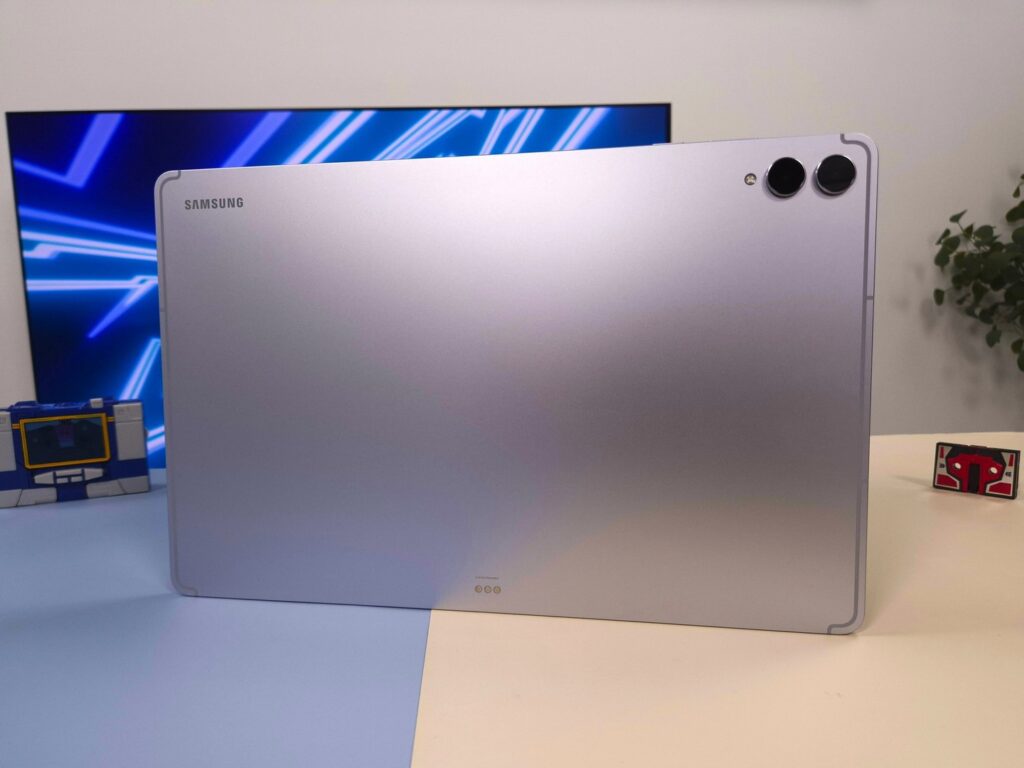Samsung Galaxy Tab S11 Ultra Review Back