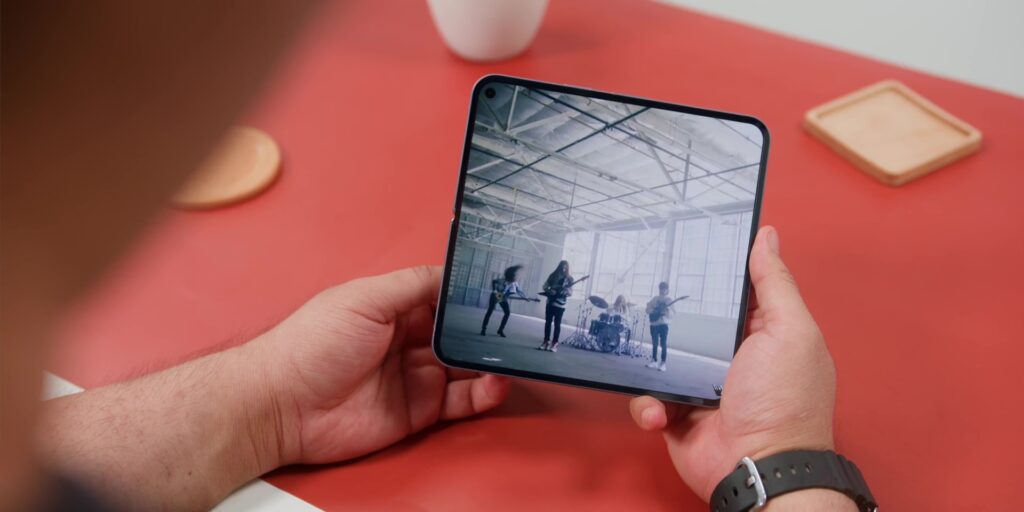 Google Pixel 10 Pro Fold Review: Yes ✅ AND No ❌ 25 4.3 stereo speakers