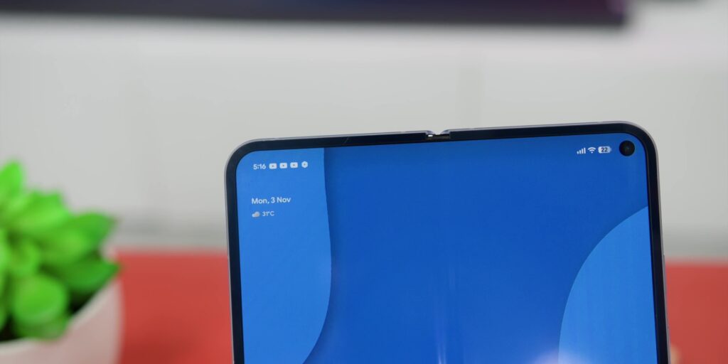 Google Pixel 10 Pro Fold Review: Yes ✅ AND No ❌ 28 5.1 bezels