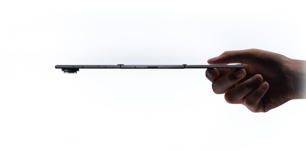 Samsung Galaxy Z Trifold Thin