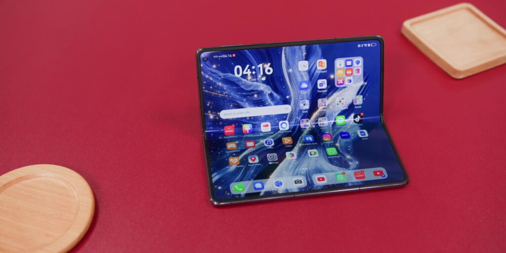 HUAWEI Mate X7: I Stopped Babying This Foldable And Was Shocked! 6 1.9 better foldable arch