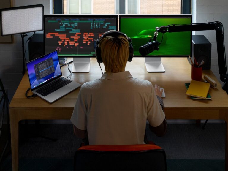 Apple Creator Studio