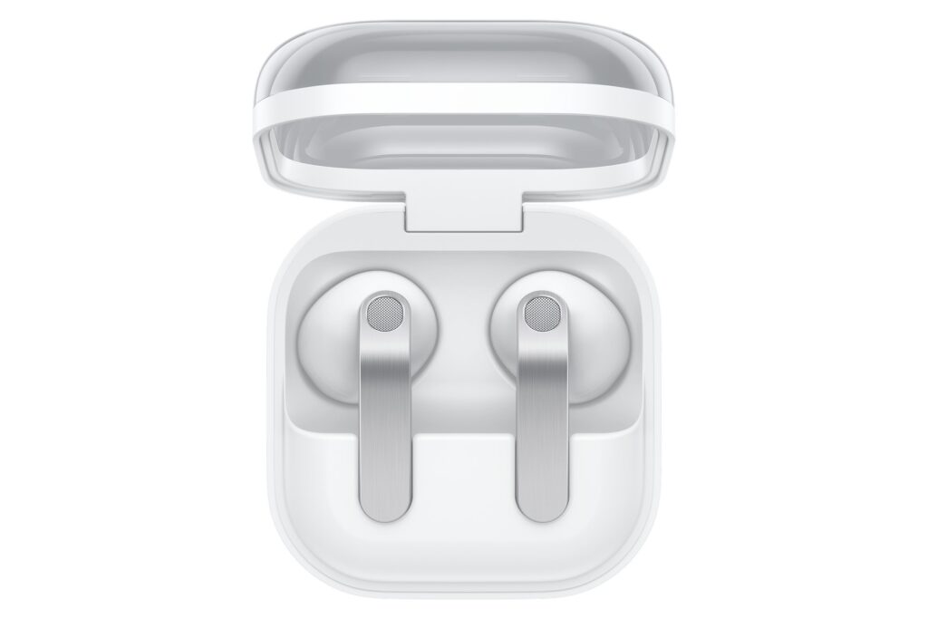 Samsung Galaxy Buds4 Case Open