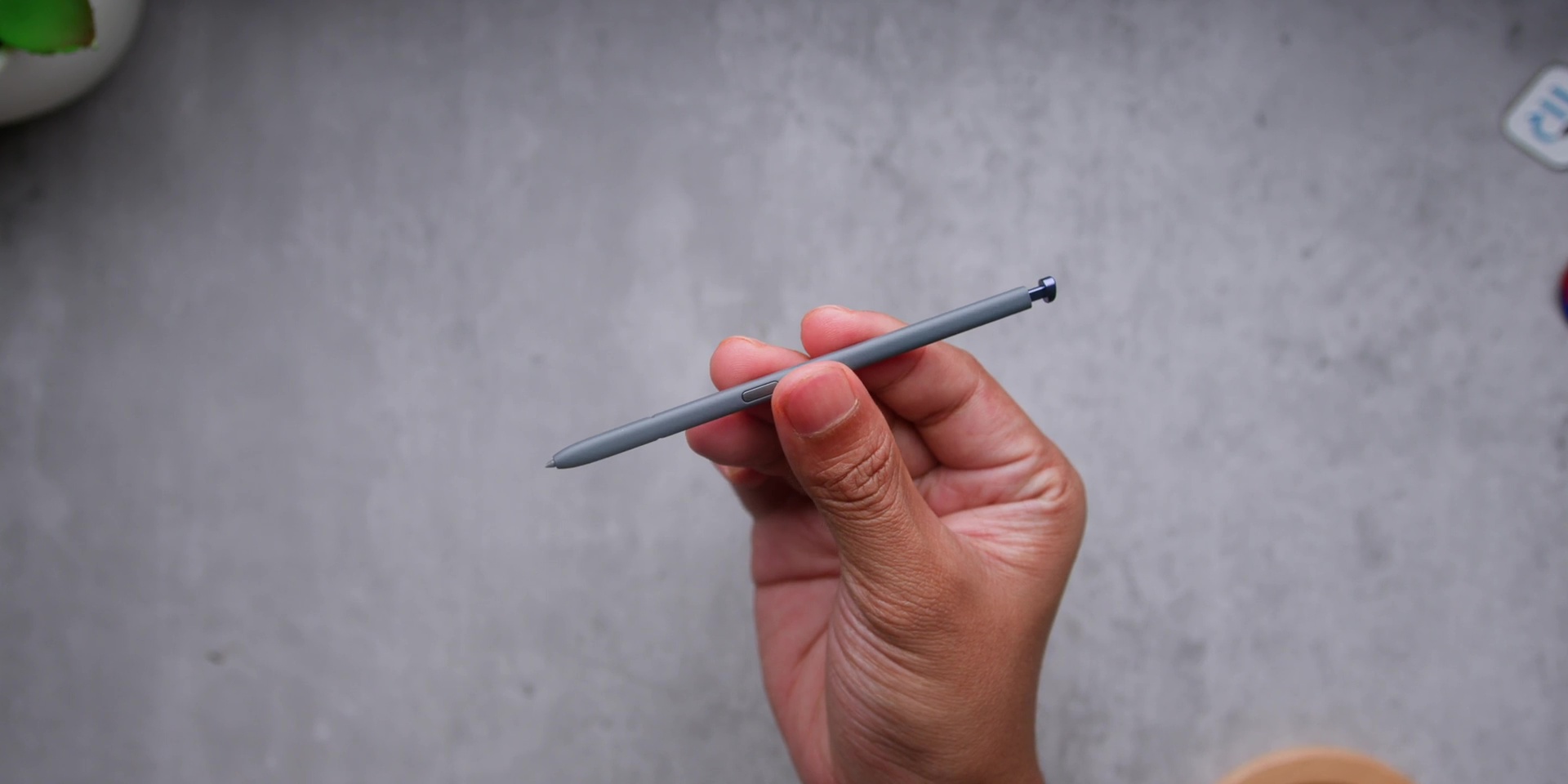 The built-in S Pen being removed from the Galaxy S26 Ultra.
