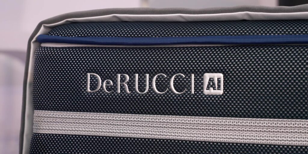 Closing summary image for the DeRucci T11+ product overview.