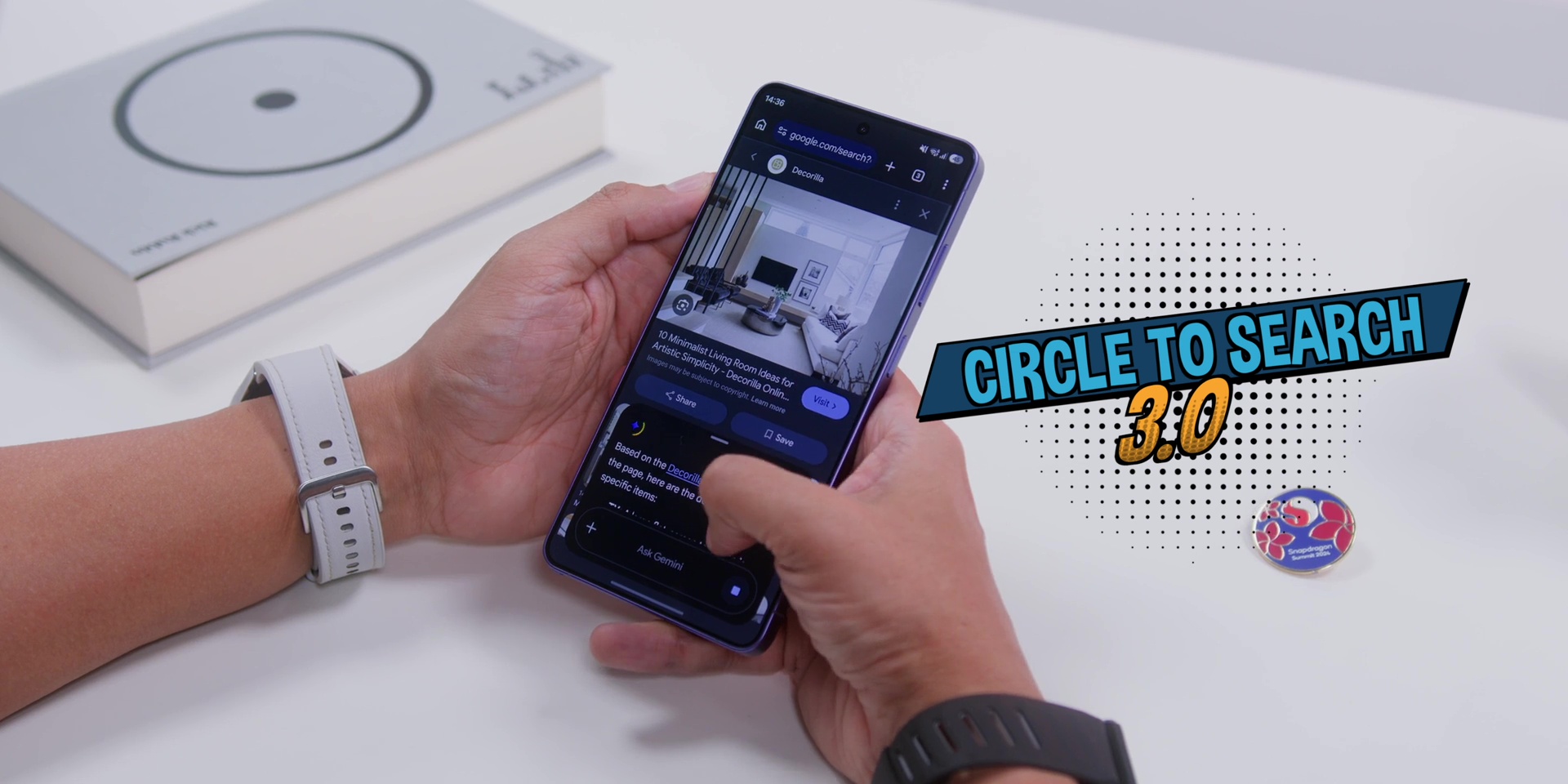 Demonstrating the Circle to Search feature on the Galaxy S26 Ultra.