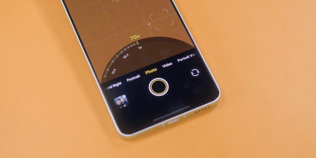 Camera app interface on the vivo X300 Ultra showing the 70x zoom level.