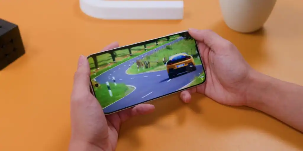 The bright and vibrant screen of the POCO F8 Ultra in active use.
