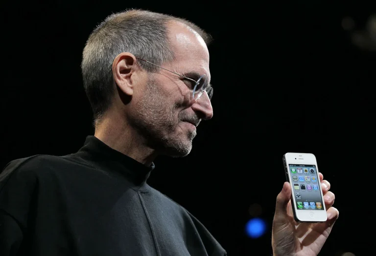 Apple CEO Steve Jobs unveils the iPhone 4 at WWDC 2010