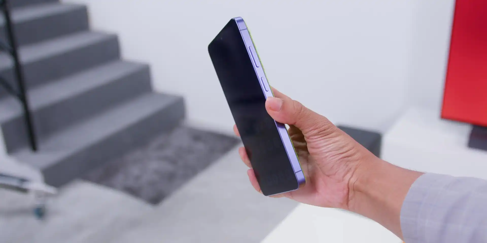 Privacy Display Samsung Galaxy S26 Ultra side view