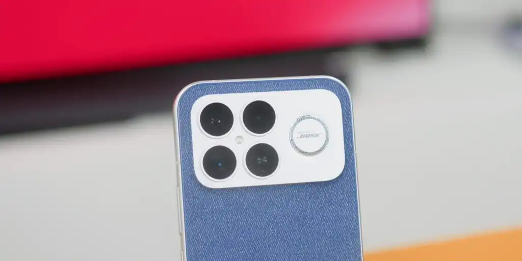 POCO F8 Ultra speaker system