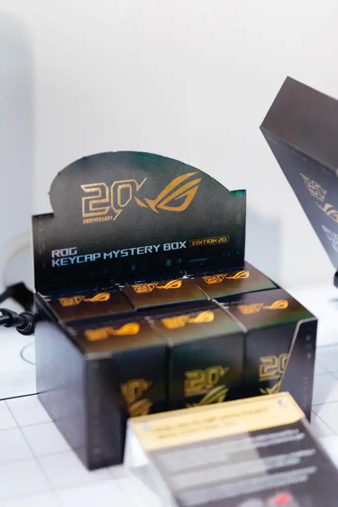 ROG Edition 20 Keycap Mystery Box