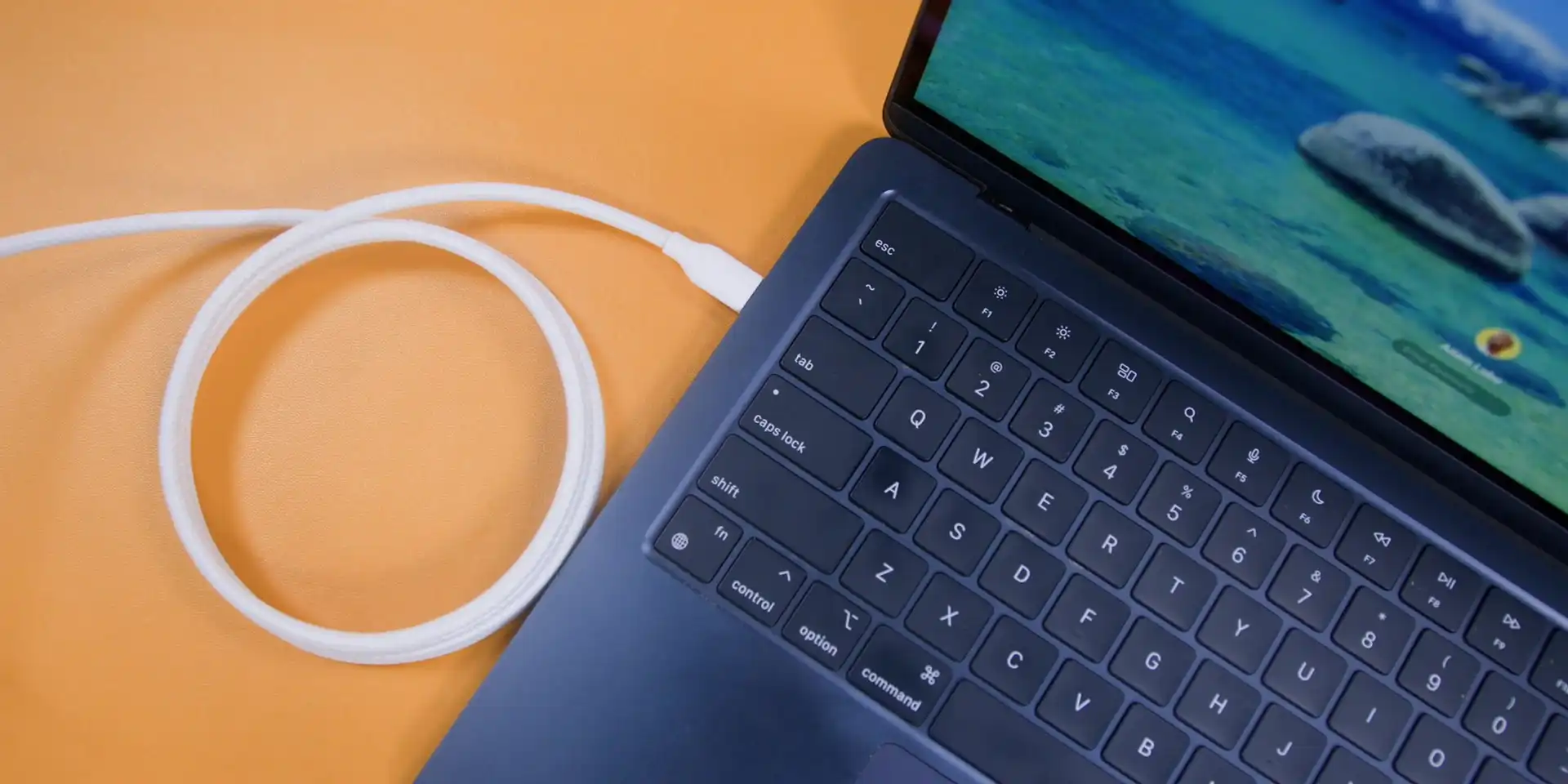 Belkin BoostCharge Pro 240W Magnetic USB-C Cable