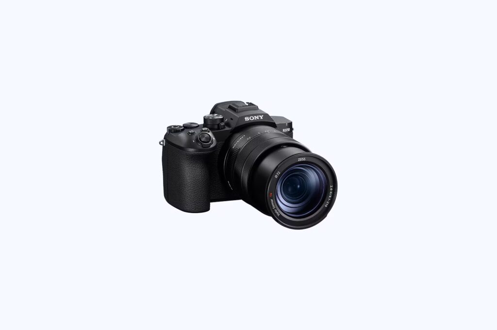 Sony RX10 V front profile